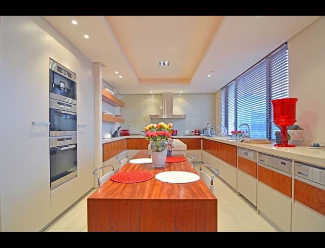 3 BEDROOM APARTMENT FOR SALE IN MORNINGSIDE